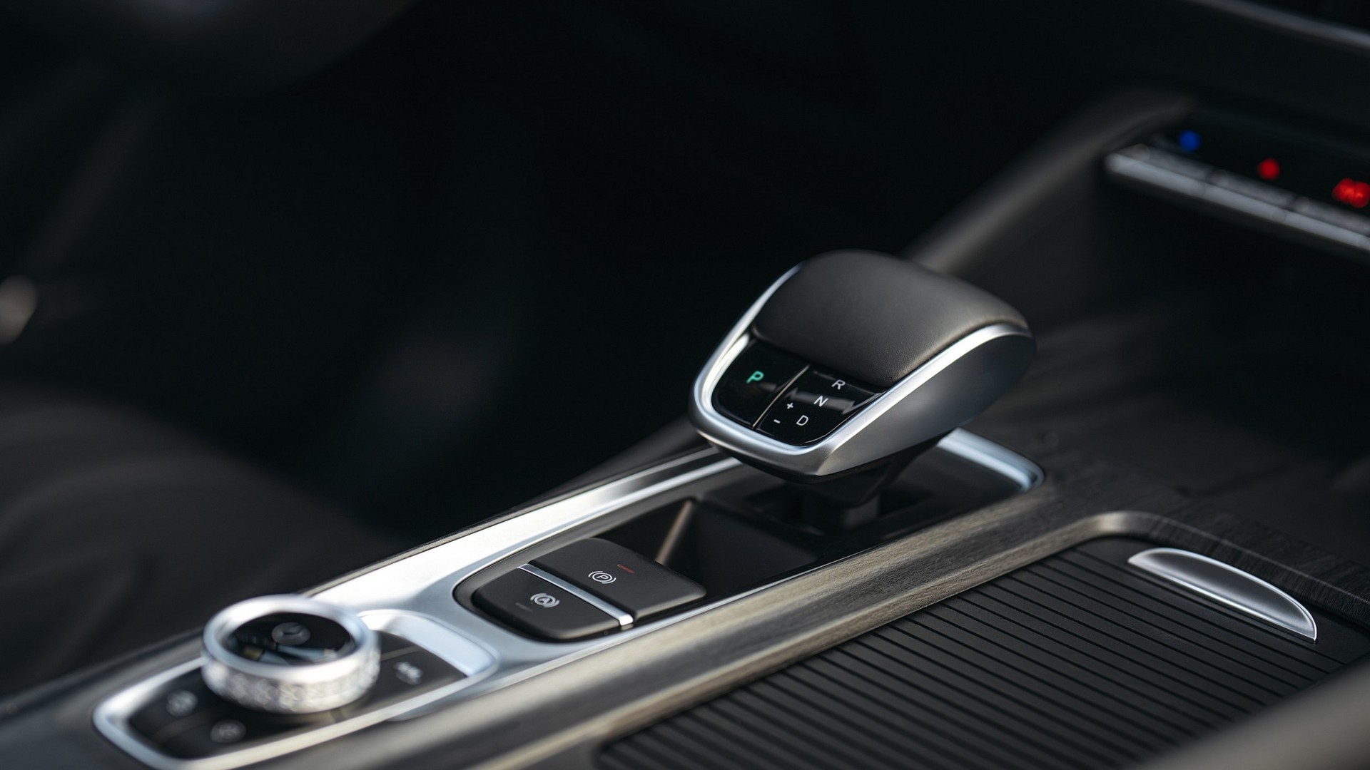 Chery Arrizo 8, Все под контролем